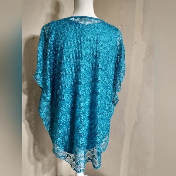 Turquoise Lace Tunic Top - Picture 5 of 11